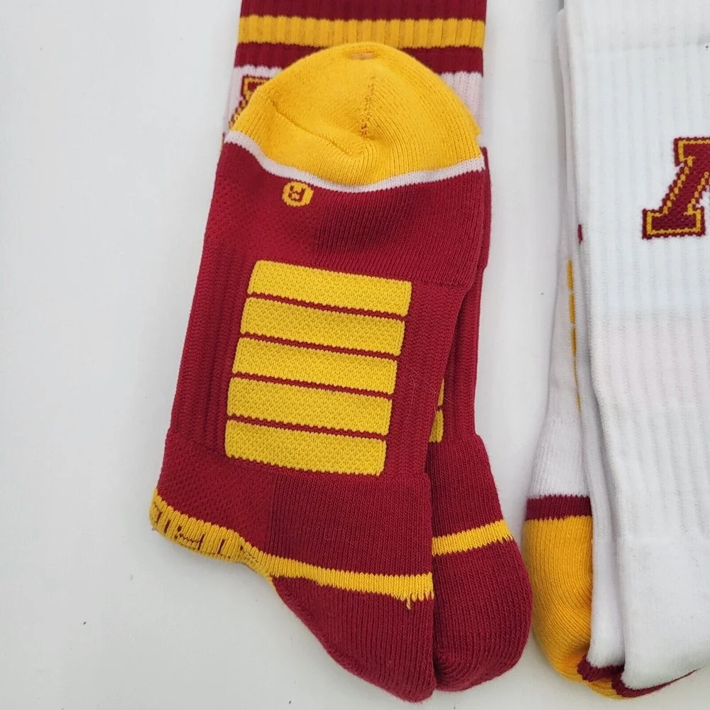 2 Pair Minnesota Gophers Strideline Knit Crew Socks M/L Mens 8-12 Women 9.5-13.5
